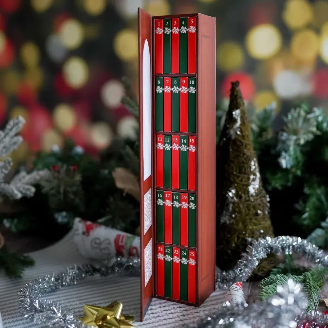 Mini Book Ornament Advent